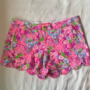 Lilly Pulitzer scallop hem purple-pink/blue/green floral knit shorts EUC